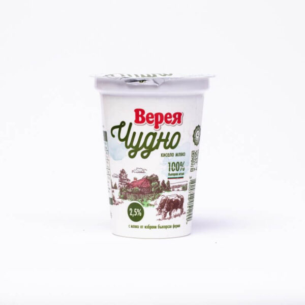 Чудно кисело мляко 2.5% 400гр. „Верея“