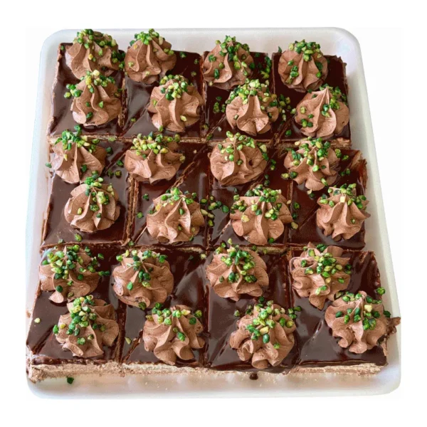 Паста с шоколад и фъстъци 80гр. × 24бр. „Миа“